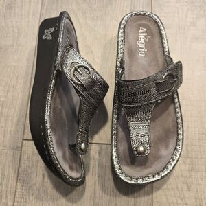 Alegria Carina Chain Mail Leather Silver Sandals Size 8